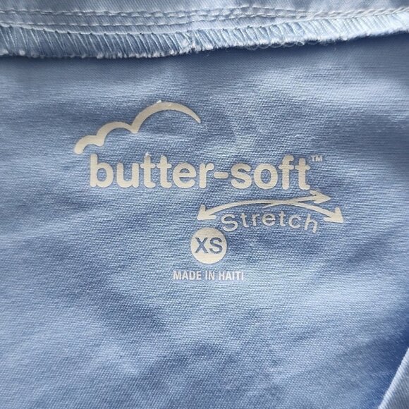Butter soft stretch scrub top size XS - Picture 3 of 5